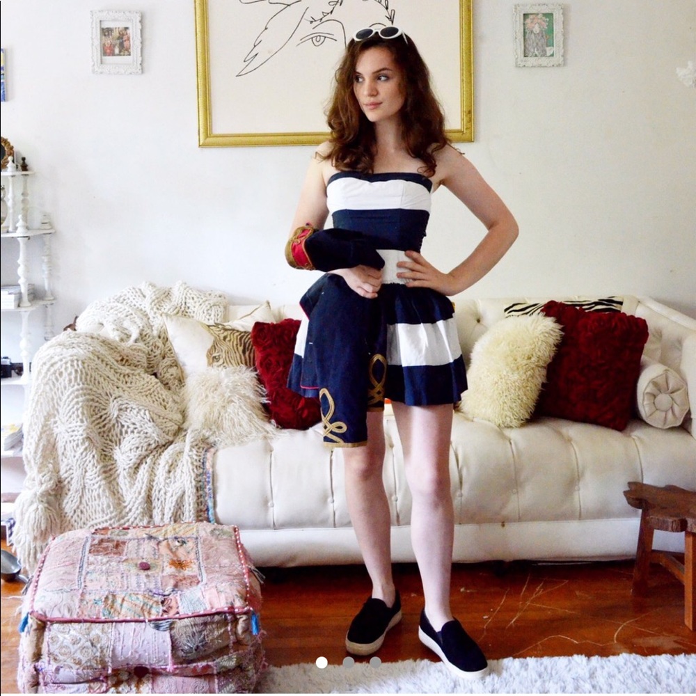 Navy blue/white sweetheart dress with smocking